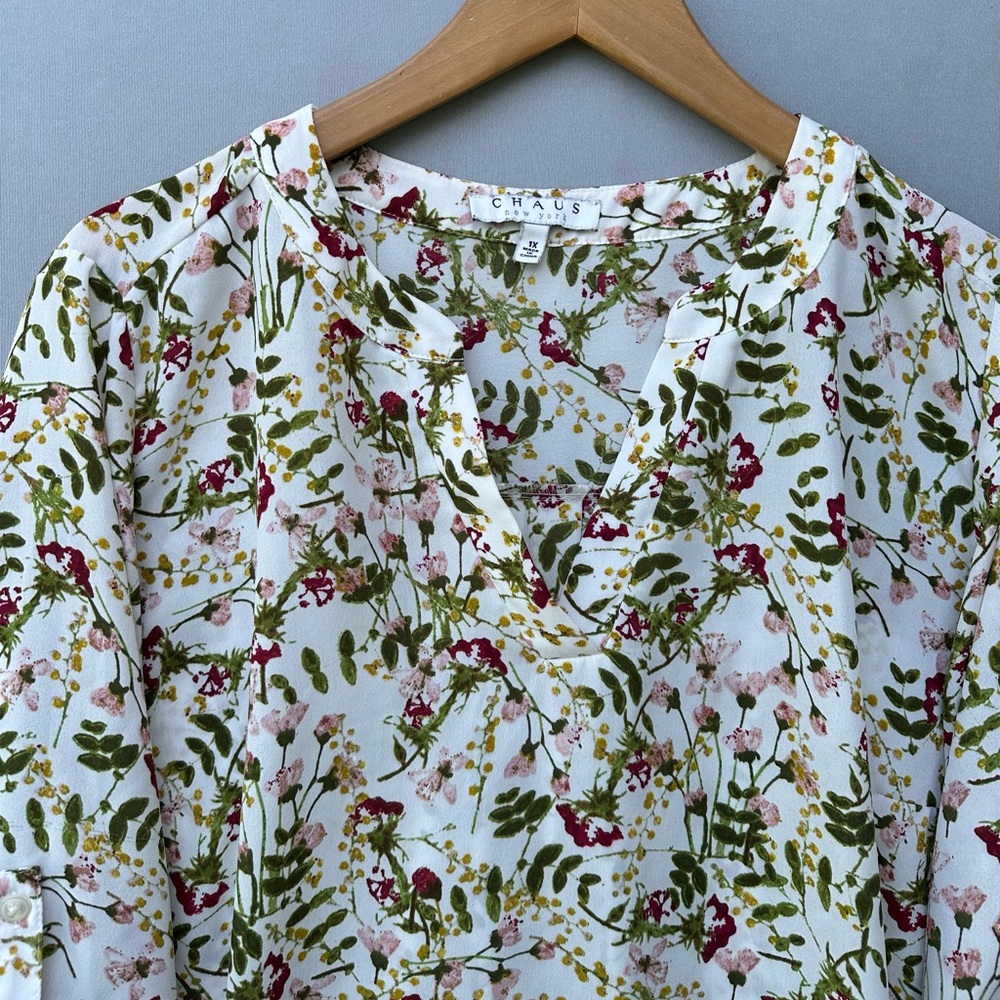 5 for $40 Chaus Floral Top Blouse Shirt Size 1X - Picture 4 of 8
